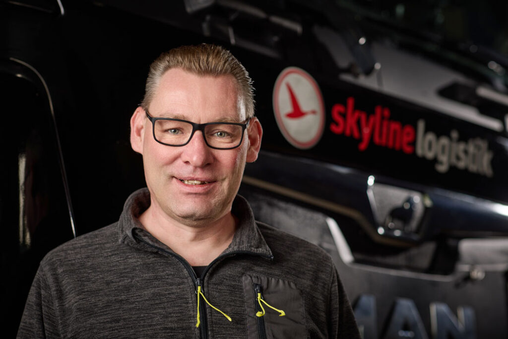 Portrait Skyline Logistik Mitarbeiter Frank Laabs